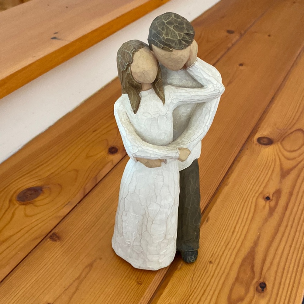 Willow Tree together figurine. Excellent condition.